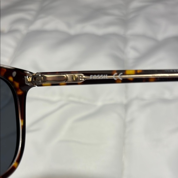 Fossil Tortoise Shell Sunglasses - Picture 2 of 10